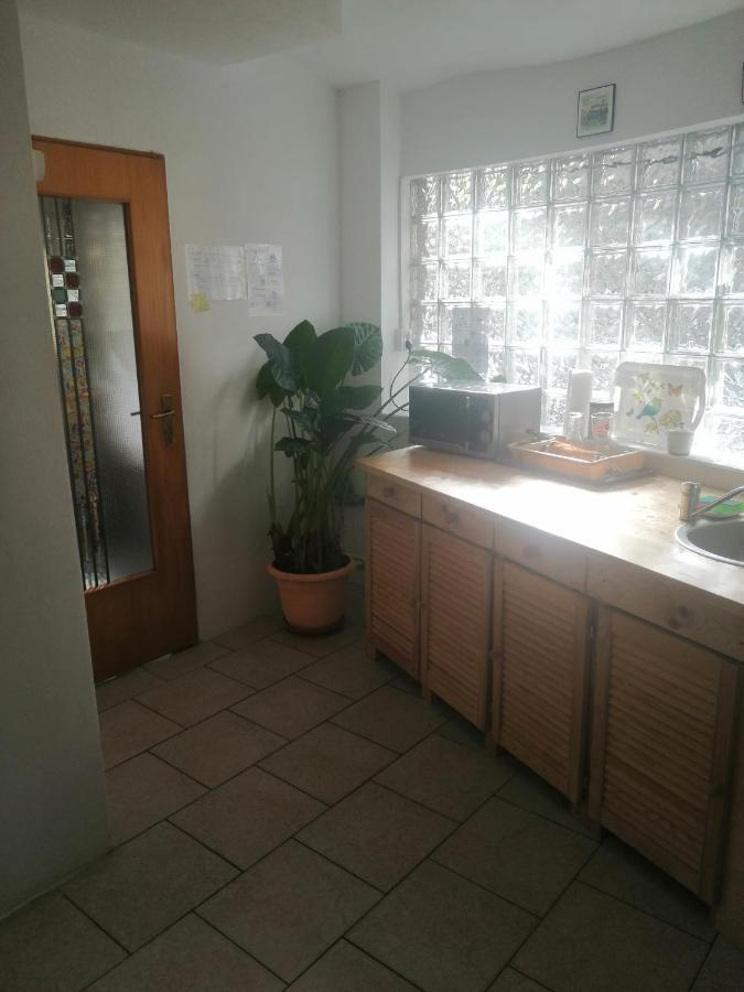 Moss'S Economy Apartment 티미쇼아라 외부 사진